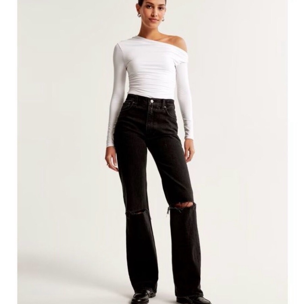 Abercrombie 90s relaxed fit jeans 10/ 30 long